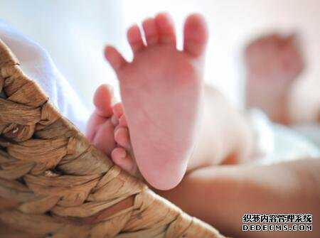 试管婴儿龙凤胎选性别_新加坡可以做供卵试管婴儿吗_我国大陆首个由试管婴儿